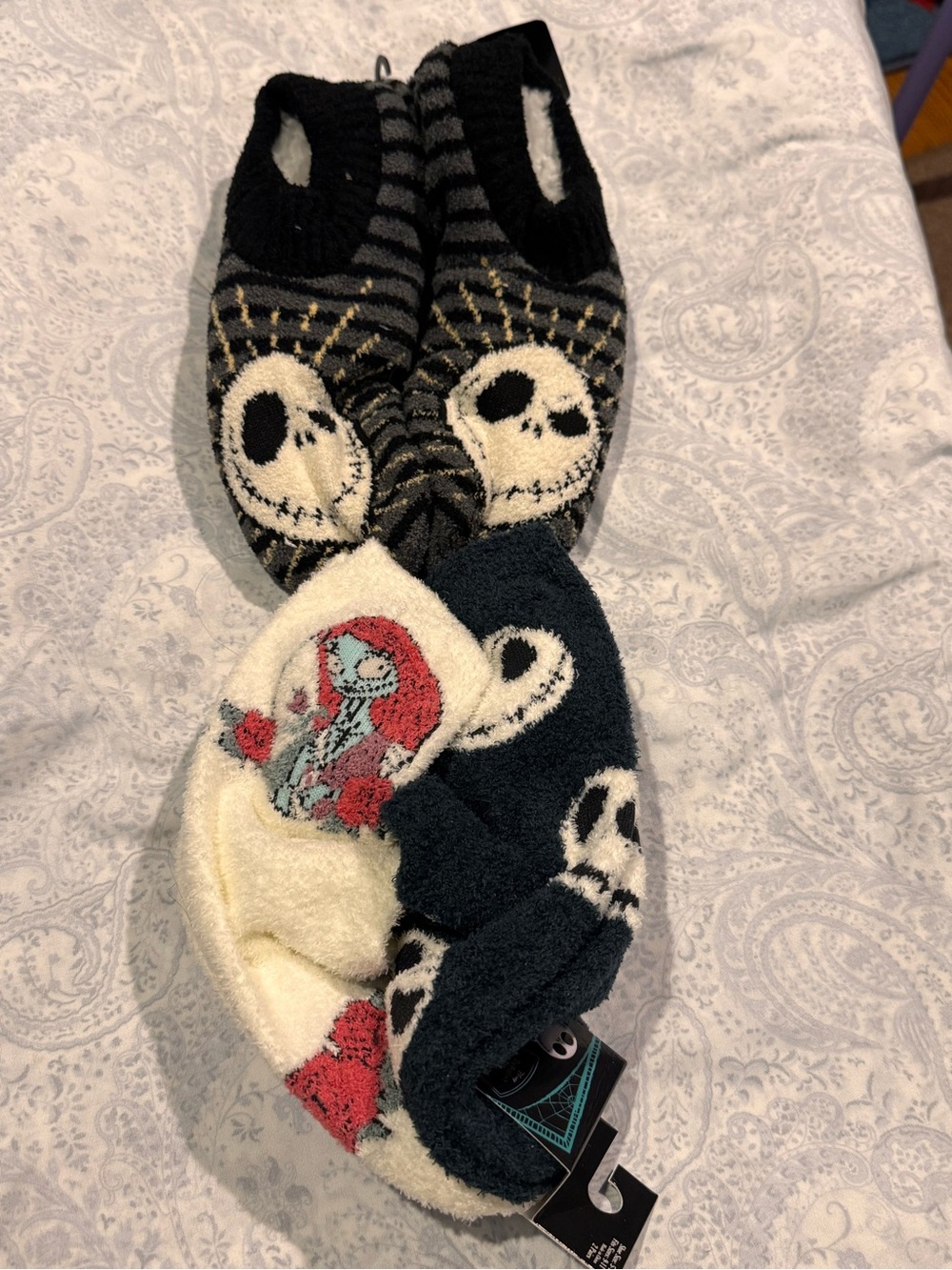 The Nightmare Before Christmas Fuzzy Jack & Sally socks & Jack no slip Slippers